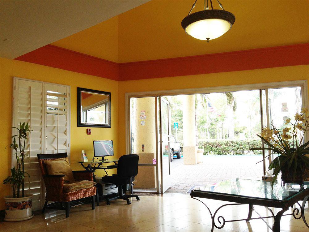 Comfort Inn Encinitas Near Legoland Exterior photo
